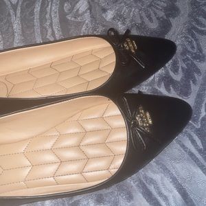 Coach flats